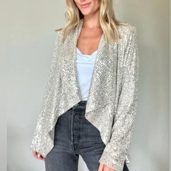 Six/Fifty Champagne Blazer - Picture 2 of 4